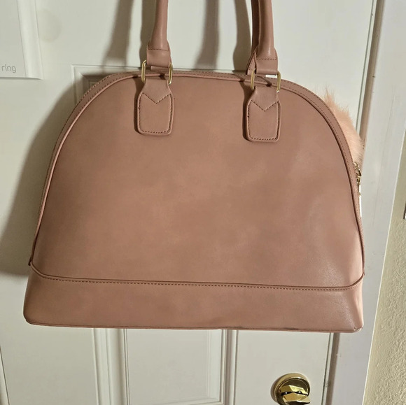 Sample handbag from BCBG Paris in blush pink, NWOT - Picture 10 of 15